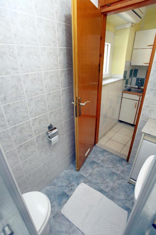 Dino Studio And Room Apartments Portoroz Exterior foto