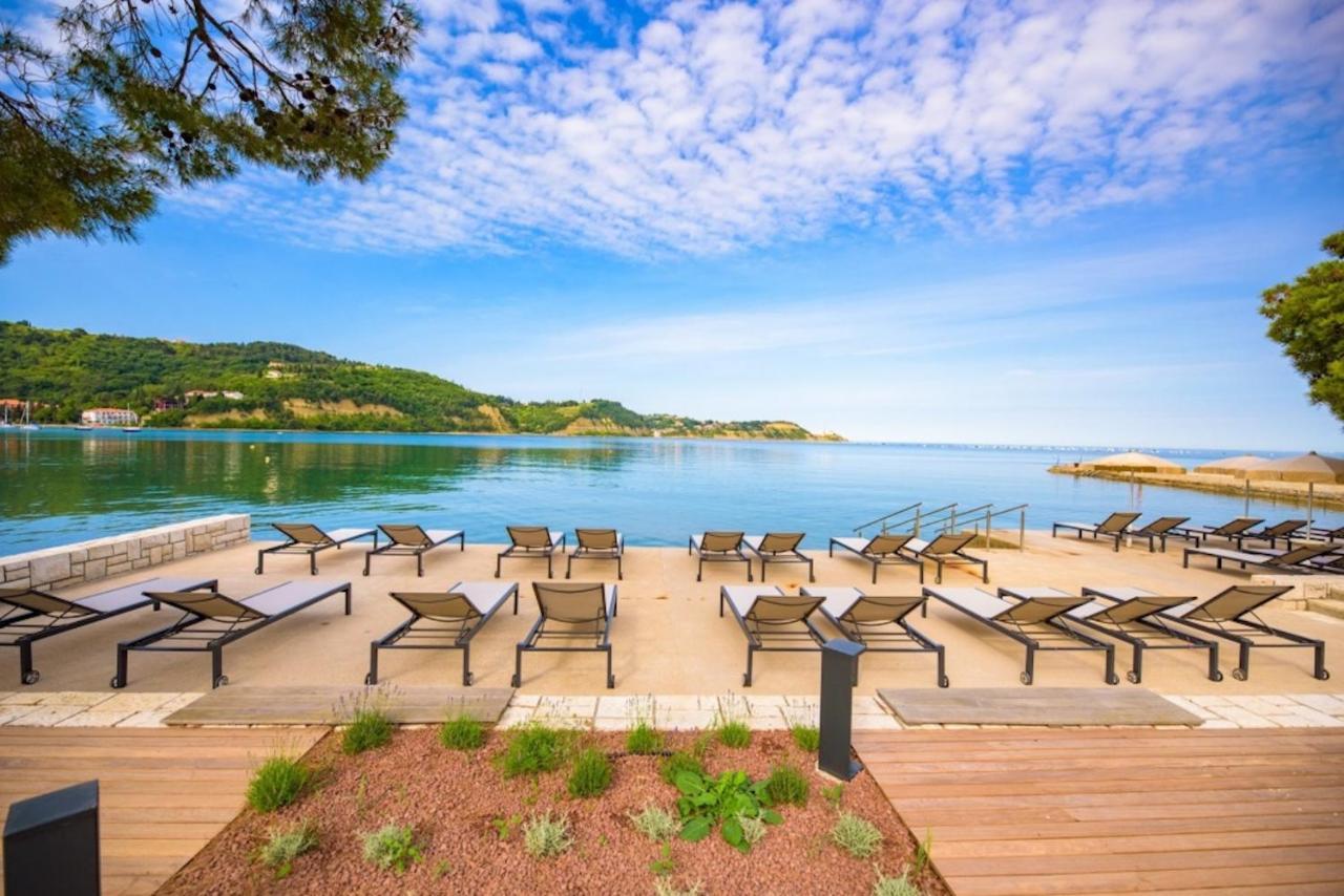 Dino Studio And Room Apartments Portoroz Exterior foto